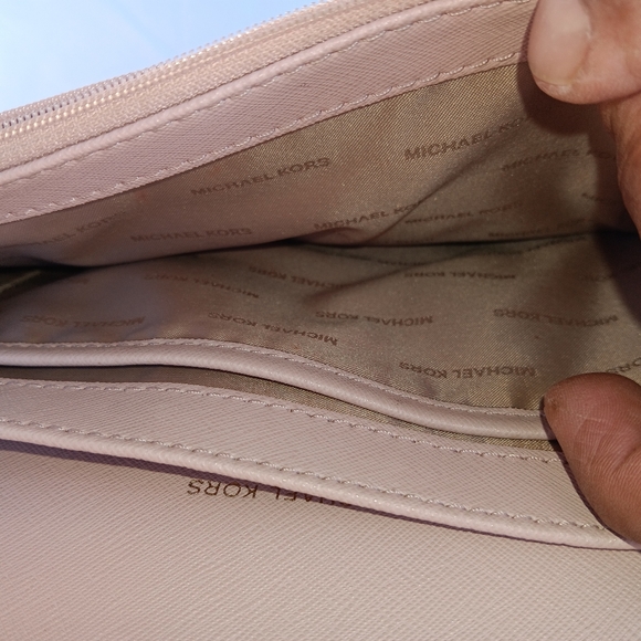 Handbag - Picture 6 of 16